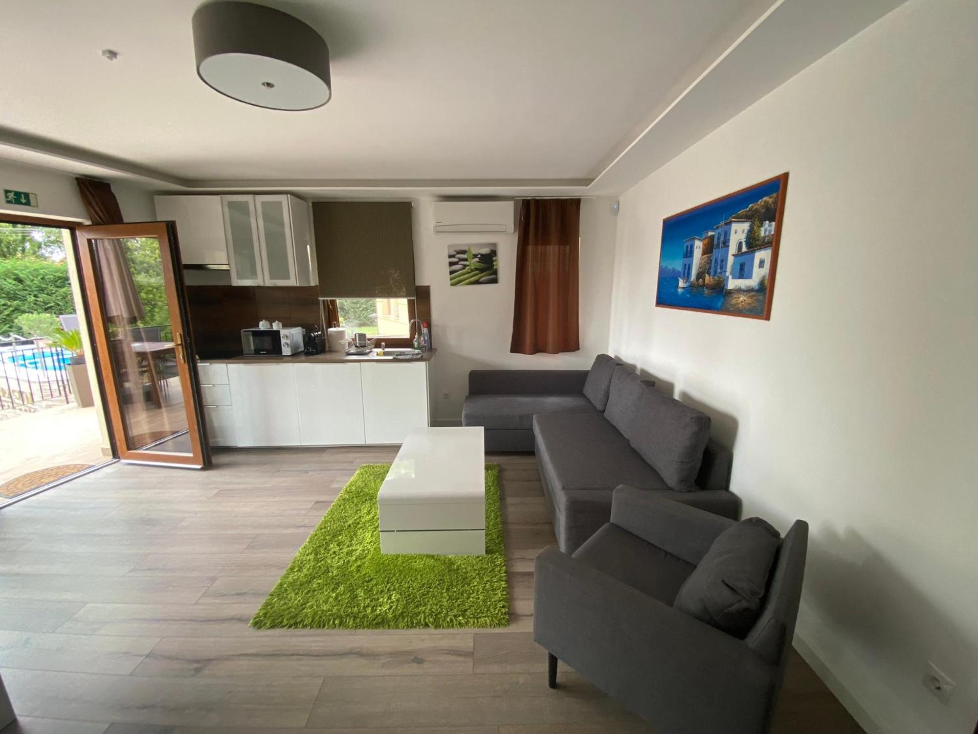 Terrasun Apartments Balatonszarszo Buitenkant foto