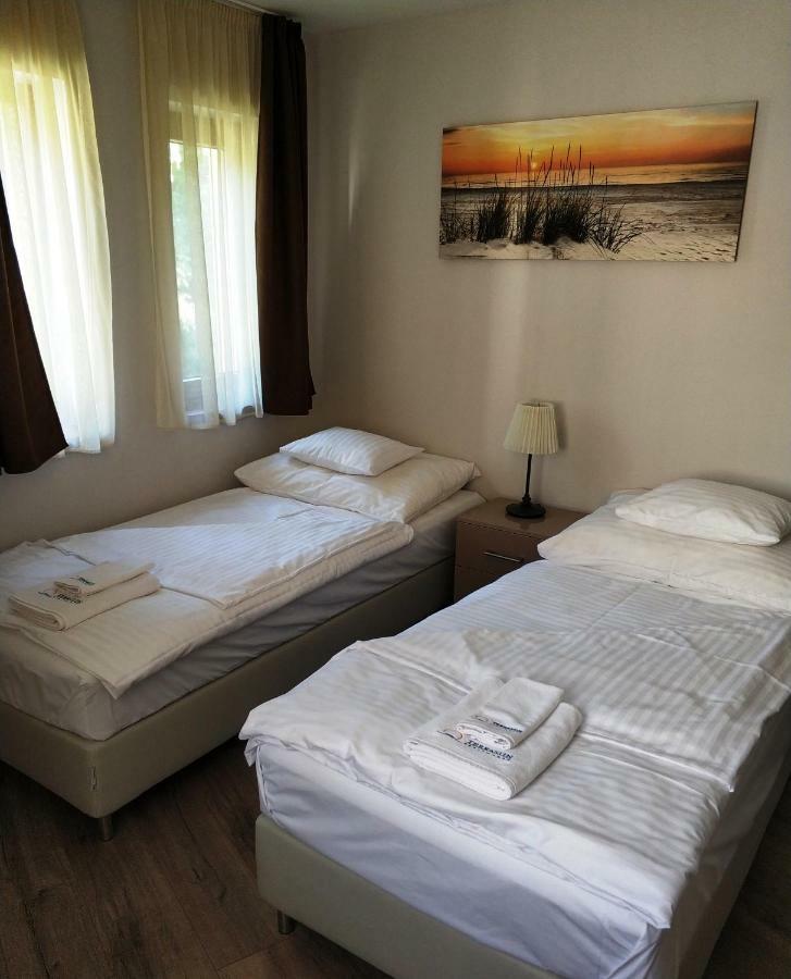 Terrasun Apartments Balatonszarszo Buitenkant foto